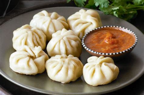 Chicken Momos Recipe - Non-Vegetarian | Momos recipe, Food, Veg momos