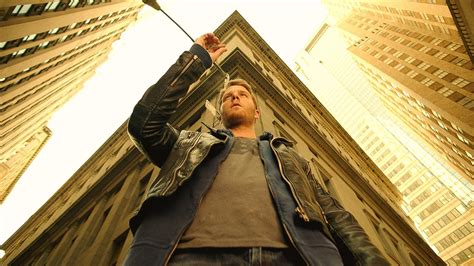 'Limitless' Review: One Of The Best New Shows Of The Fall Thanks To Efficient Narrative Ability