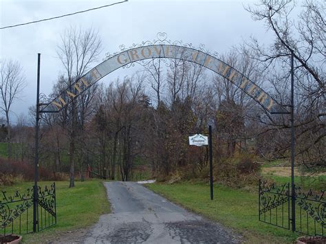 Maple Grove Cemetery