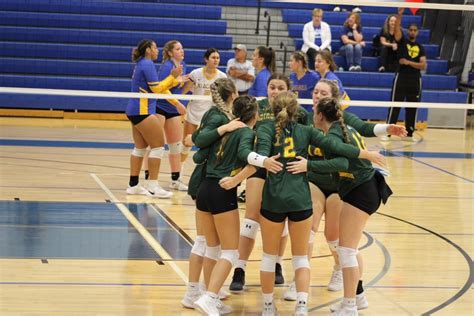 Decisive Win For Volleyball - SUNY Adirondack Athletics