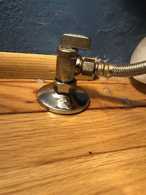 Advice for leaking toilet supply line : r/Plumbing