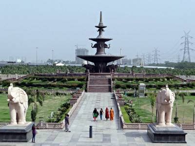 Noida Tourism, Points of Interest & Travel Places