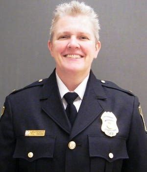 Upper Arlington hires first female police chief