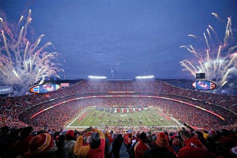 Chiefs 2023 schedule with game-by-game score predictions - Yahoo Sports