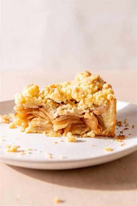 Apple Streusel Pie • Red Currant Bakery