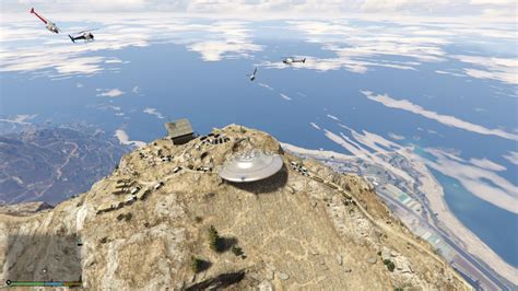 UFO Crashed Into Mount Chiliad - GTA5-Mods.com