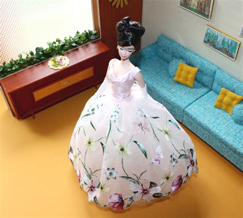 2023 “Mannequin Mavens” are here! – Maryann Roy -Neo-Retro Furnishings & Set Design in 1:6 scale