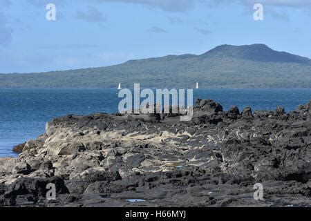 Rangitoto volcano island view from Takapuna Stock Photo - Alamy