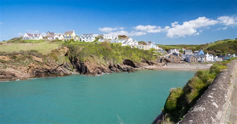 Best Coastal Villages in Pembrokeshire — Rhosson Ganol Caravan and Camping Park