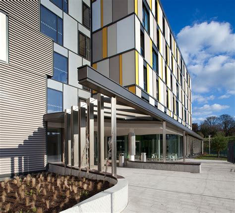 Roebuck Castle Student Residence, UCD / Kavanagh Tuite Architects | ArchDaily