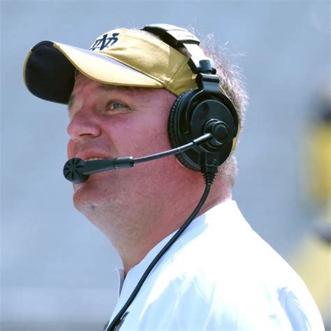 Defensive coordinator Mike Elko will remain with Fighting Irish - ABC7 ...