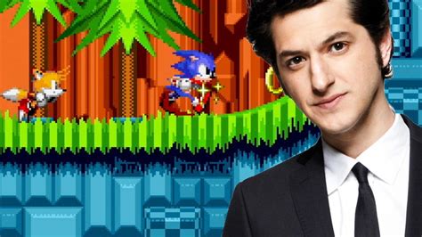 Ben Schwartz Wrecks a Sonic 2 Speedrun In a Minute - IGN