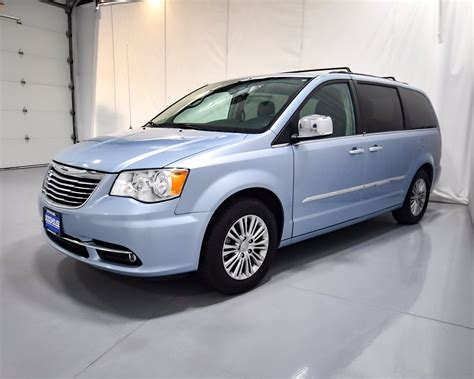 Pre-Owned 2013 Chrysler Town & Country Touring-L FWD Mini-van, Passenger