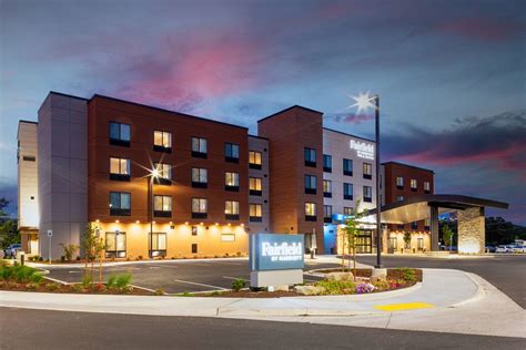 FAIRFIELD INN & SUITES BY MARRIOTT MEDFORD (Medford, OR) - foto's en reviews - Tripadvisor