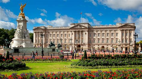 6 Things You Never Knew About Buckingham Palace | Architectural Digest