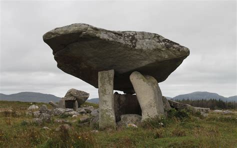 Historic Sites of Ireland: Kilclooney More Portal Tombs