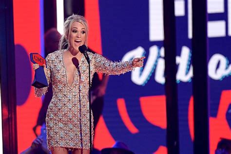 CMT Music Awards Performances [VIDEOS]