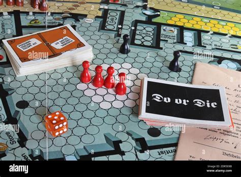 UK - Escape from Colditz board game from the 1970s Stock Photo - Alamy