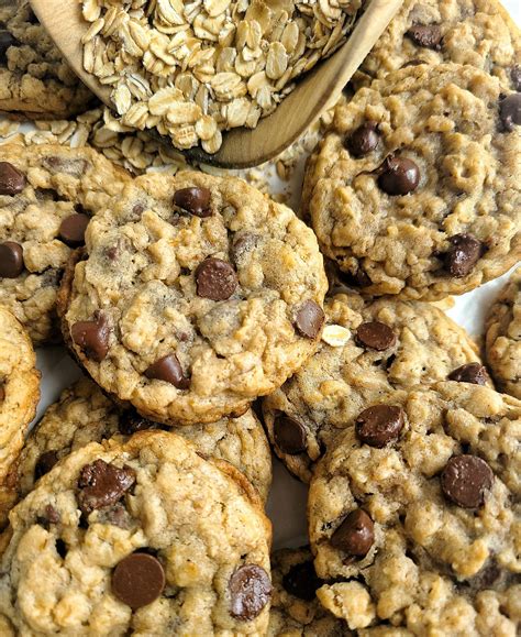 Oatmeal Chocolate Chip Cookies - Jessie Bakes Treats