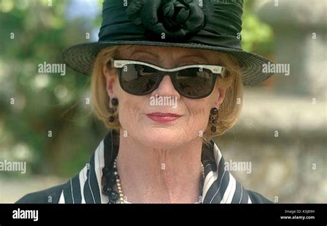 My house in umbria maggie smith hi-res stock photography and images - Alamy