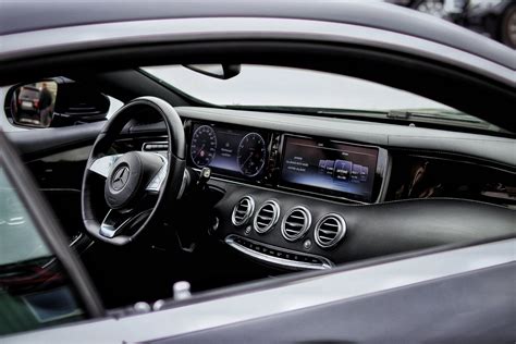 Dashboard of a Mercedes Benz Car · Free Stock Photo