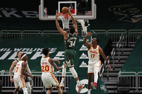 NBA: Giannis hits milestone in Bucks' win over Hawks | ABS-CBN News