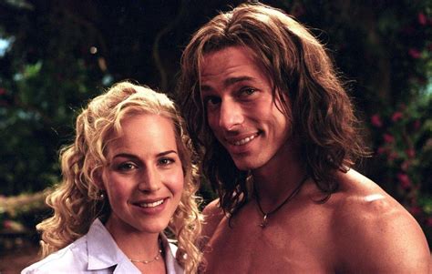 George and Ursula | George of the jungle, Brendan fraser, Julie benz