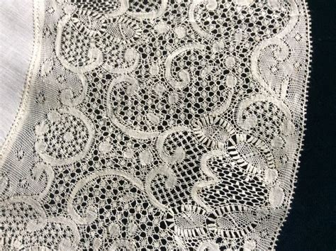 A unique bobbin lace round Binche lace - rare because of the ...