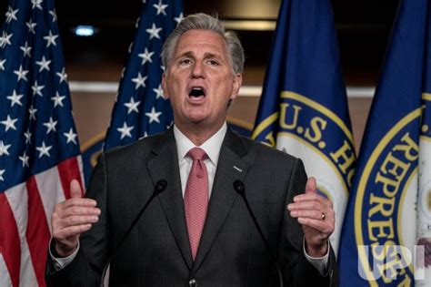 Photo: U.S. House Minority Leader Kevin McCarthy speaks at a News ...