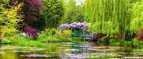 Full Day Monets Giverny & Versailles Palace Paris Tour - City Wonders