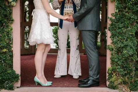 A Garden Elopement with Elvis! {Flamingo Las Vegas} » Little Vegas Wedding