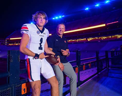 Experts predict Big Ten future for Brock Glenn as Auburn 2023 QB target ...