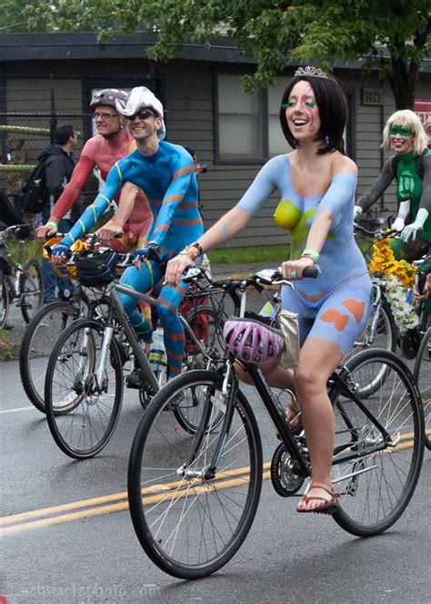 Seattle Fremont Solstice Parade Bicyclists 2011 - Amitai Schwartz Photography