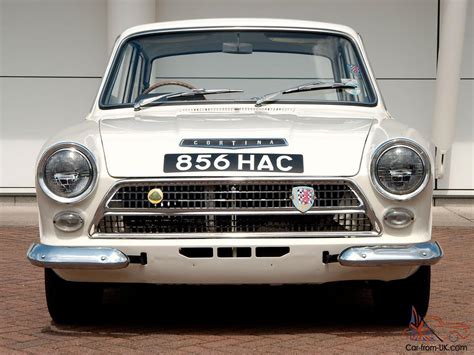 Ford Lotus Cortina - car classics