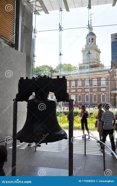 Liberty Bell in Philadelphia Editorial Stock Photo - Image of fathers ...