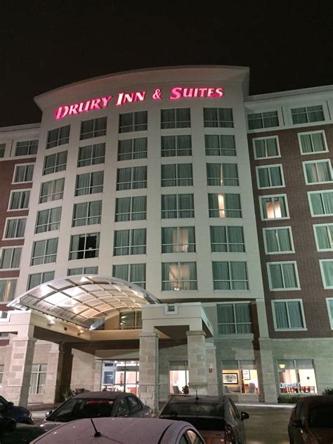 Drury Inn & Suites St. Louis Brentwood - 30 Photos & 30 Reviews - Hotels - 8700 Eager Rd ...