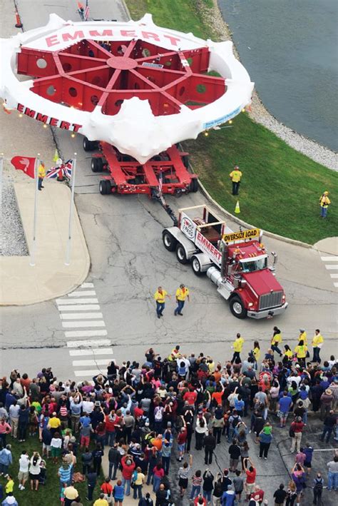 Mysterious giant magnet attracts crowds - The Dispatch