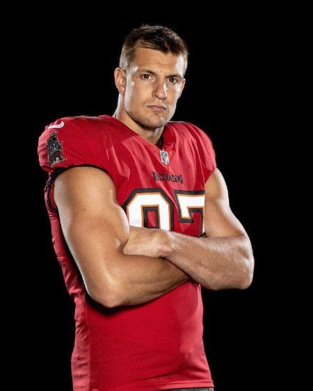 Is Rob Gronkowski Returning Back From His Second Retirement? Know About ...