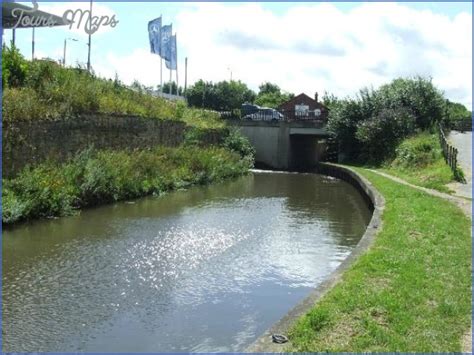 Chesterfield Canal Fishing - ToursMaps.com