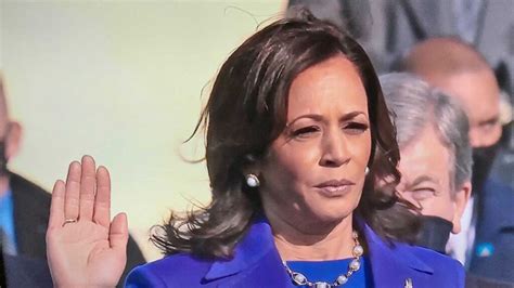 Black History Month: White Democrats Have a Kamala Harris Problem ...