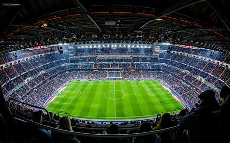 Estadio Santiago Bernabeu - Estadios de Fútbol