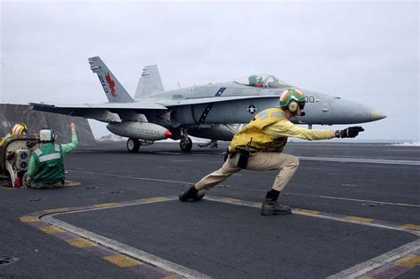 Navy taps GA for Electromagnetic Aircraft Launch System - UPI.com