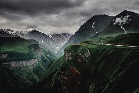 Kazbegi National Park - Hiking Trails, Maps, Sights, Information and Wildlife | Alper