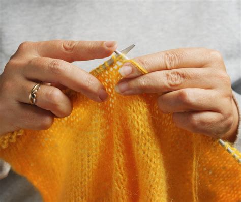 24 Straight Needle Knitting Patterns for Beginners | AllFreeKnitting.com