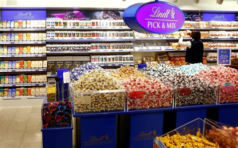 YUMMY! Stunning images of chocolate shops and factories - Rediff.com Business