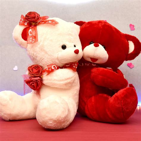 Romantic Teddy Couple Red and Cream Large: Gift/Send Toys and Games Gifts Online L11110004 |IGP.com