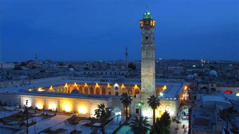 The great Umayyad mosque in Aleppo at night.2012