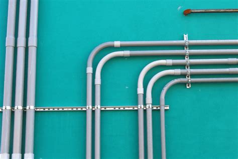 Conduit Bending Guide: How to Bend Offset in Conduit - Dengarden