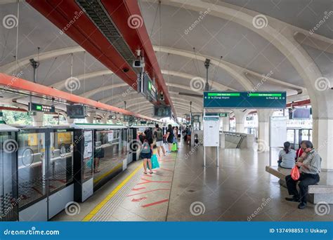 Singapore MRT Train and Station Platform with People Waiting Editorial ...