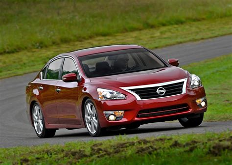 NISSAN Altima Sedan - 2012, 2013, 2014, 2015, 2016, 2017 - autoevolution